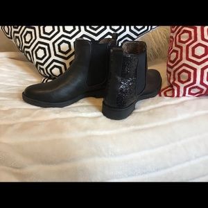 Chealse boots sparkly